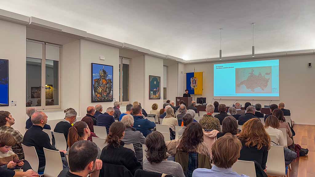 Sara Marini sulle tracce di De Carlo: visioni, omissioni, traiettorie a venire